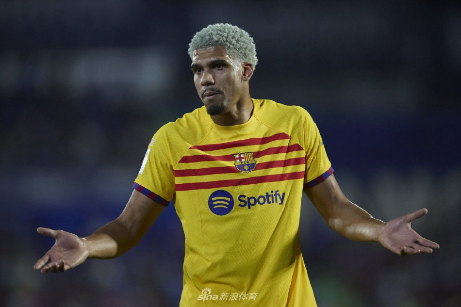 沙特带来短 沙特带来短